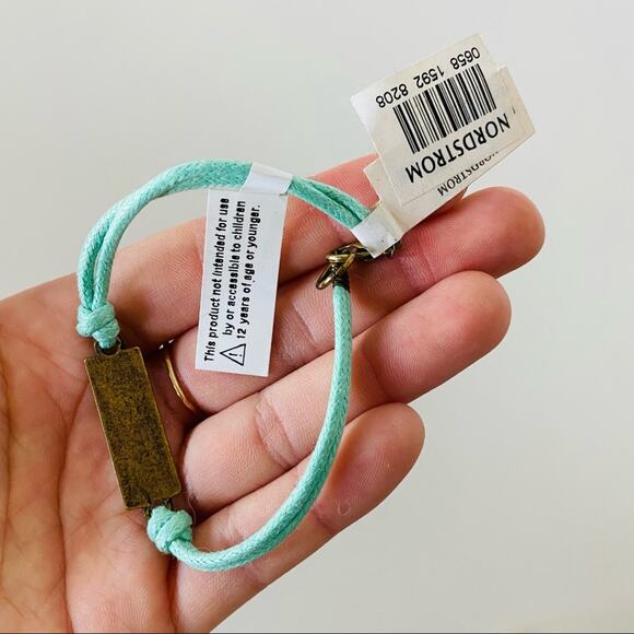 NEW Y2K VINTAGE NORDSTROM Mint Green Cord Love Brass Gold Charm Bracelet Jewelry - Picture 3 of 3